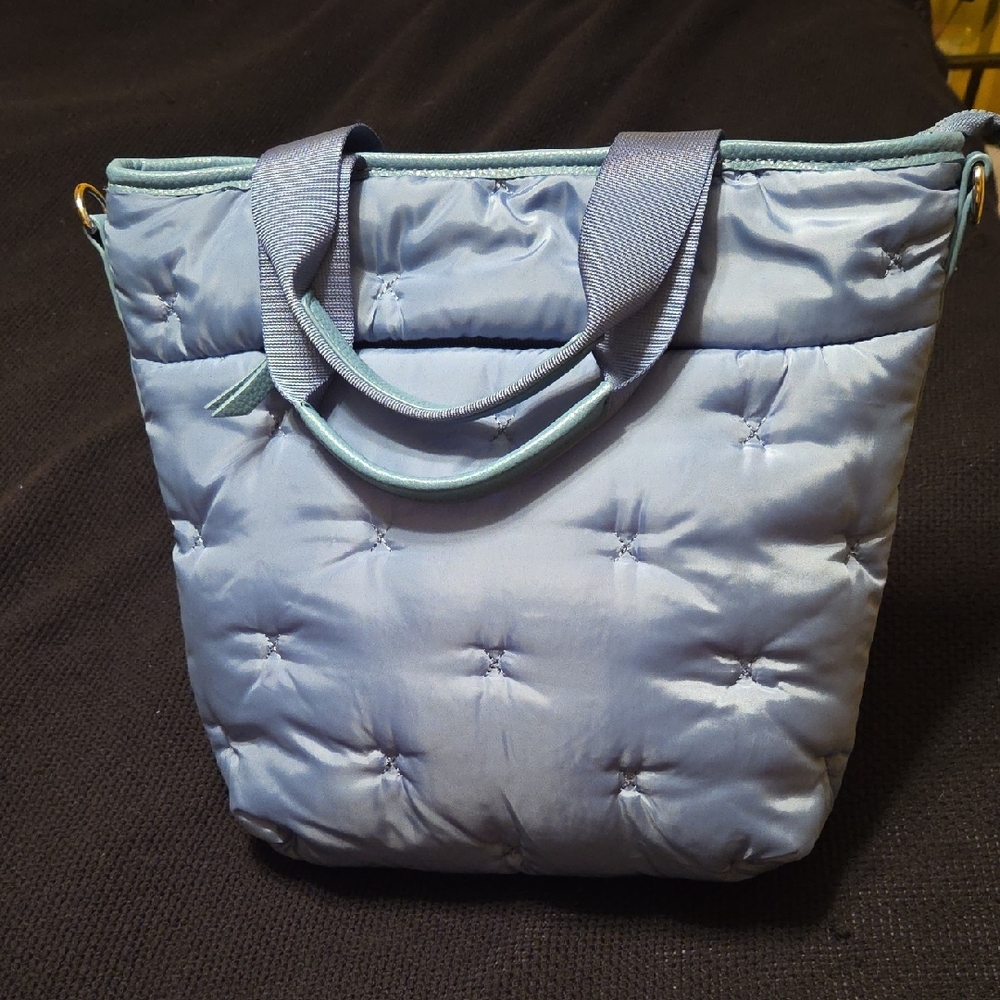Laundry By Shelli Segal Light Blue Quilted Tote w/crossbody Strap, Zip Closure